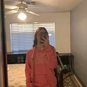 #UnderArmor Pink hoodie